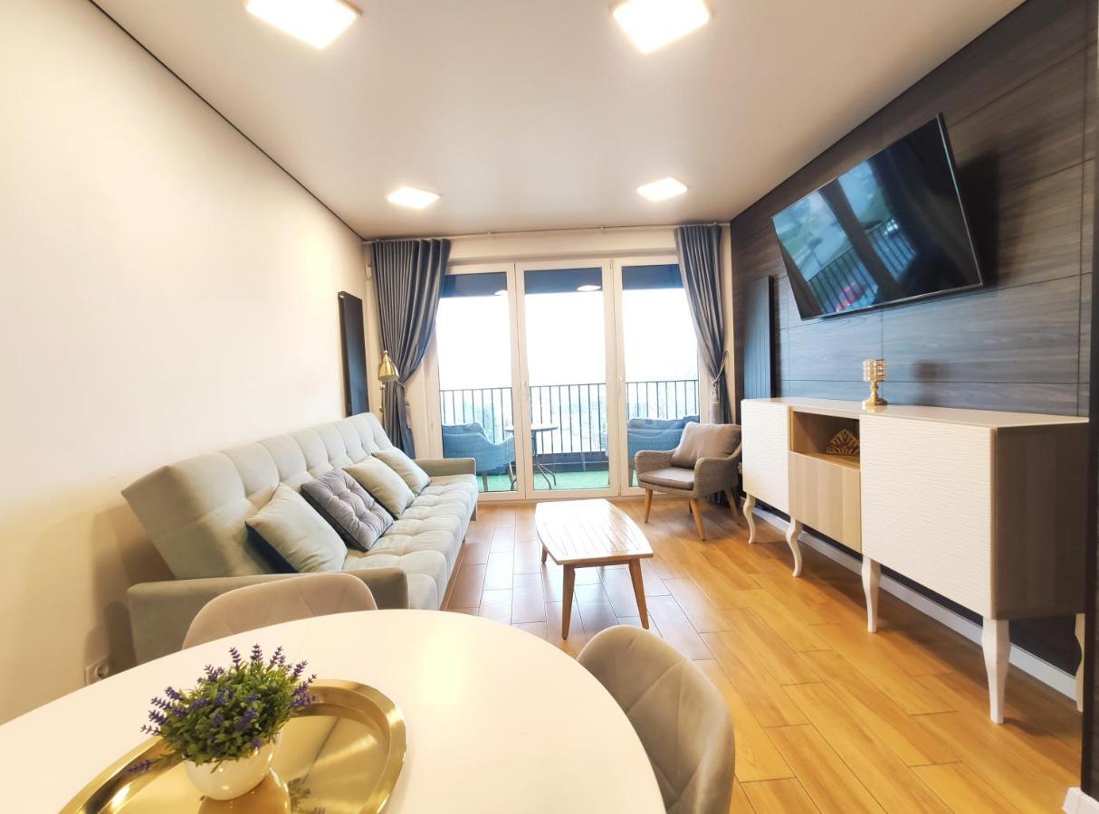 Zablocie 35 By Homeprime Cracovie Extérieur photo